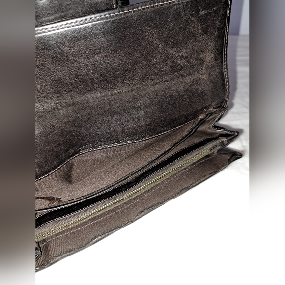 Authentic Fendi long wallet - Picture 12 of 16